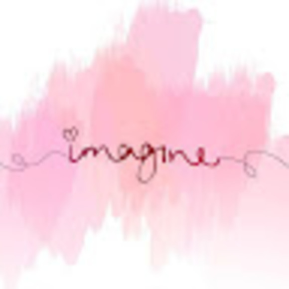 Meet your Posher, Elif - Picture 1 of 1